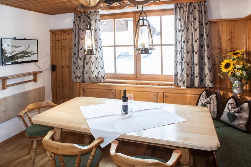 Chalet Appartement Alpenherz Saalbach-Hinterglemm Oda fotoğraf